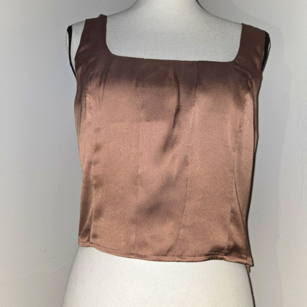 🍒Express Gold Sleeveless Crop Tank Top